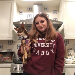 Meet your Posher, Emilie